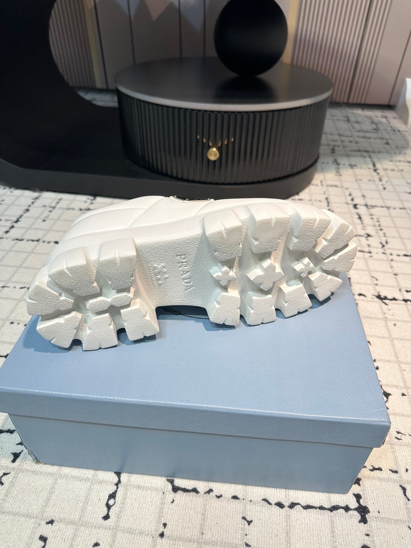 PRA MONOLITH BRUSHED LACE-UP SHOES WHITE LAMBSKIN、mysite、Cacoeks