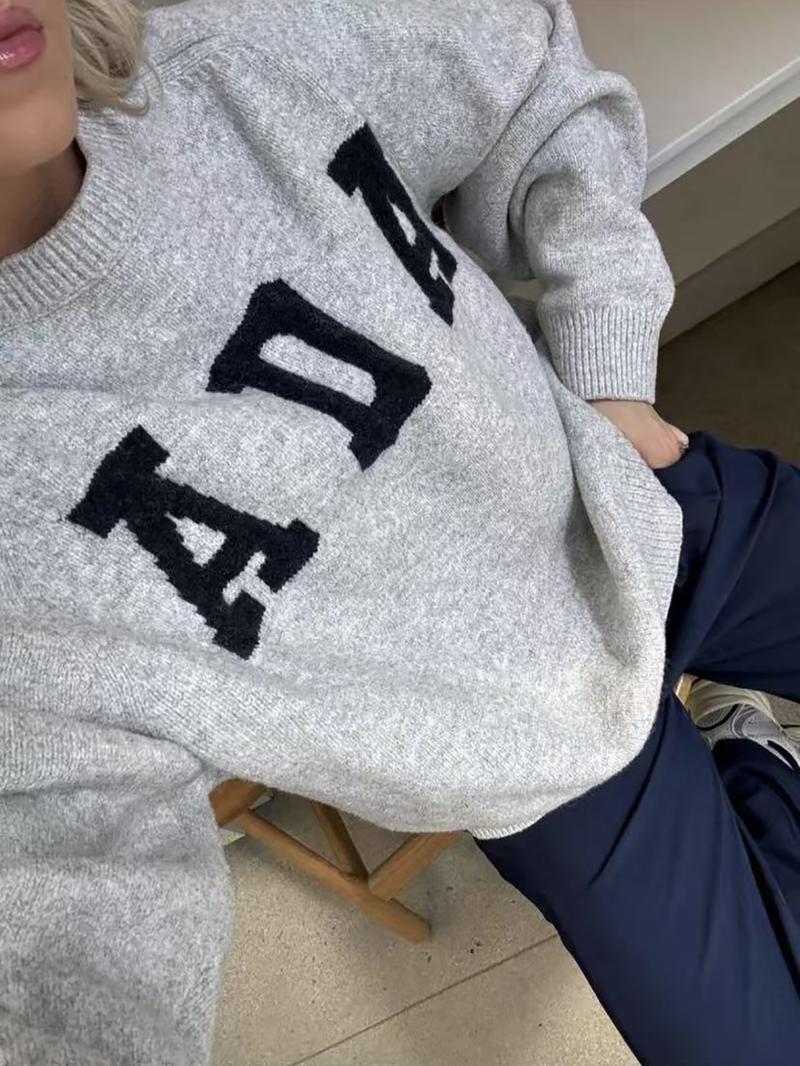 Women's Long Sleeve Knit Sweater, Loose-Fitting Round Neck Pullover, Soft Comfortable Elegant Casual Fashion Top for Fall & Winter