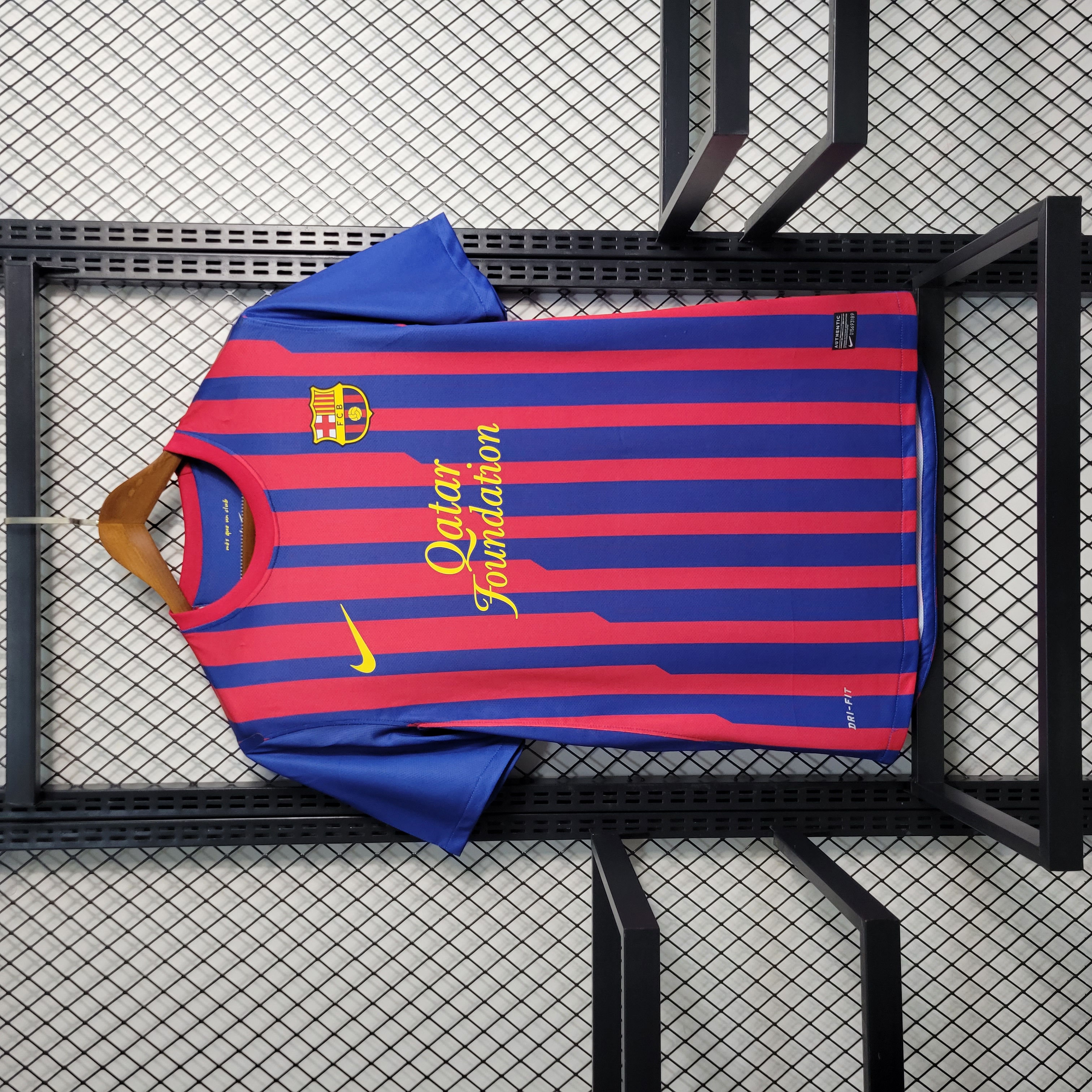 GlobeJersey-Retro Barcelona 11-12 Home Stadium Jersey