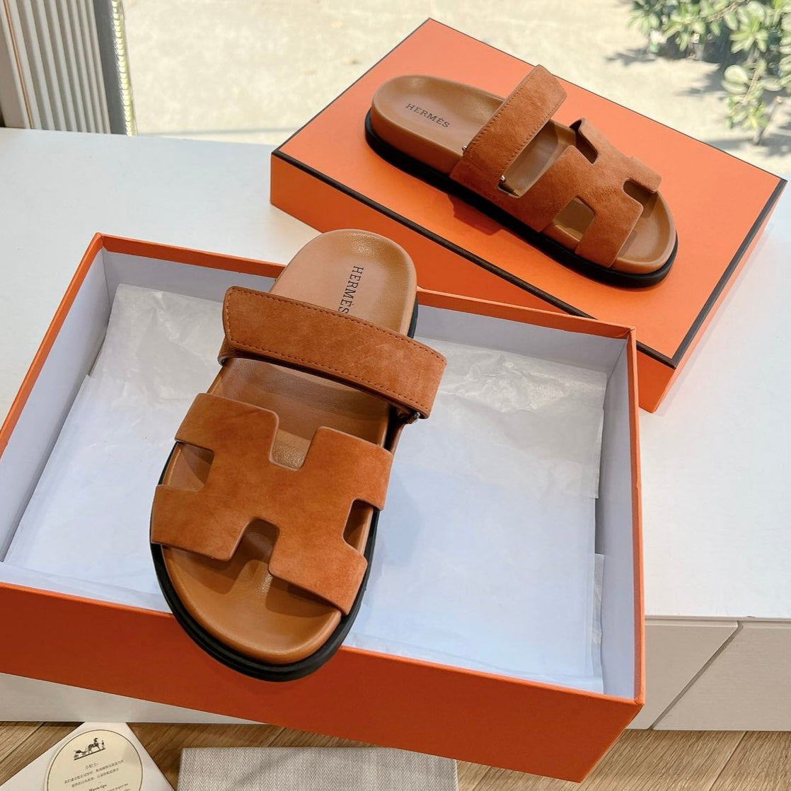 CHYPRE SANDAL IN VIVID ORANGE SUEDE、mysite、Cacoeks