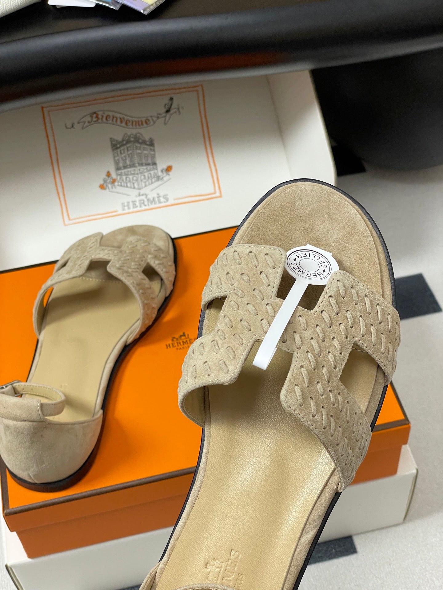 HM 25S SANTORINI SANDAL IN BEIGE SUEDE AND LAMBSKIN、mysite、Cacoeks
