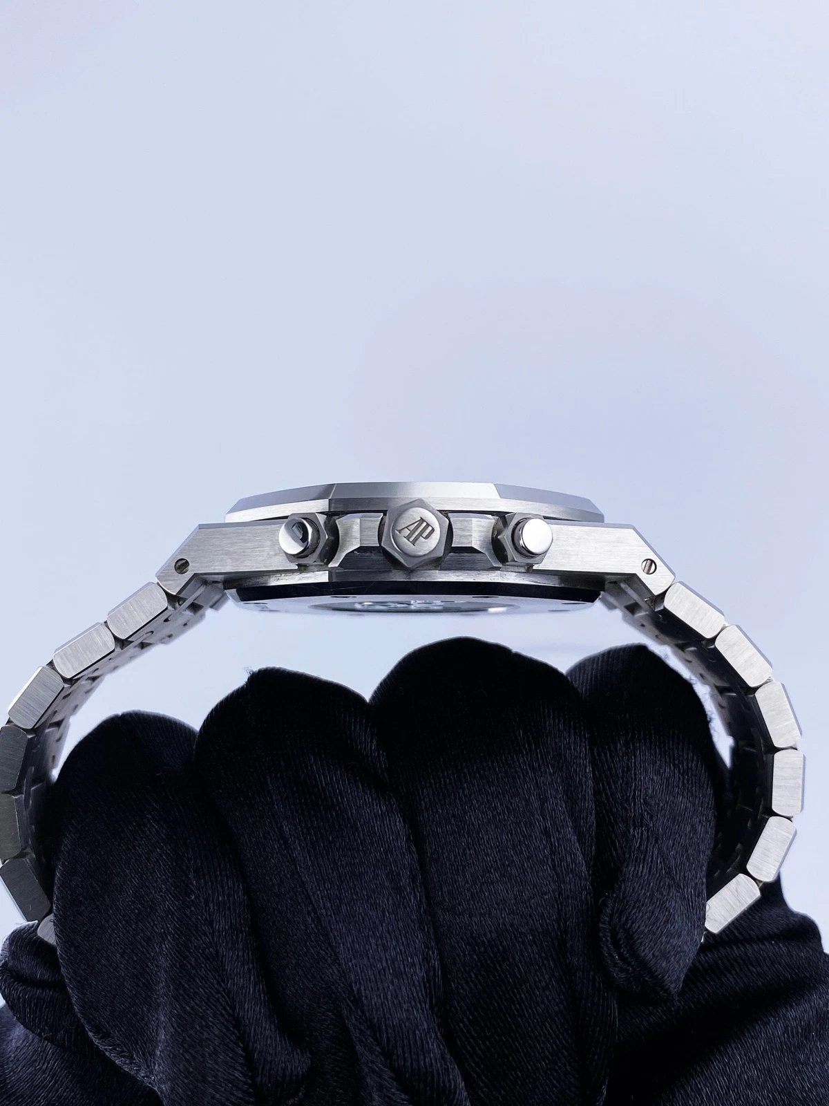 Audemars Piguet Royal Oak 26331ST.OO.1220ST.03 Super Clone Watch – Silver Panda Dial Steel Replica