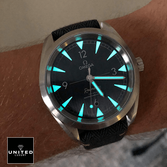 Omega RailMaster 220.12.40.20.01 Black Dial Replica dial phosphor