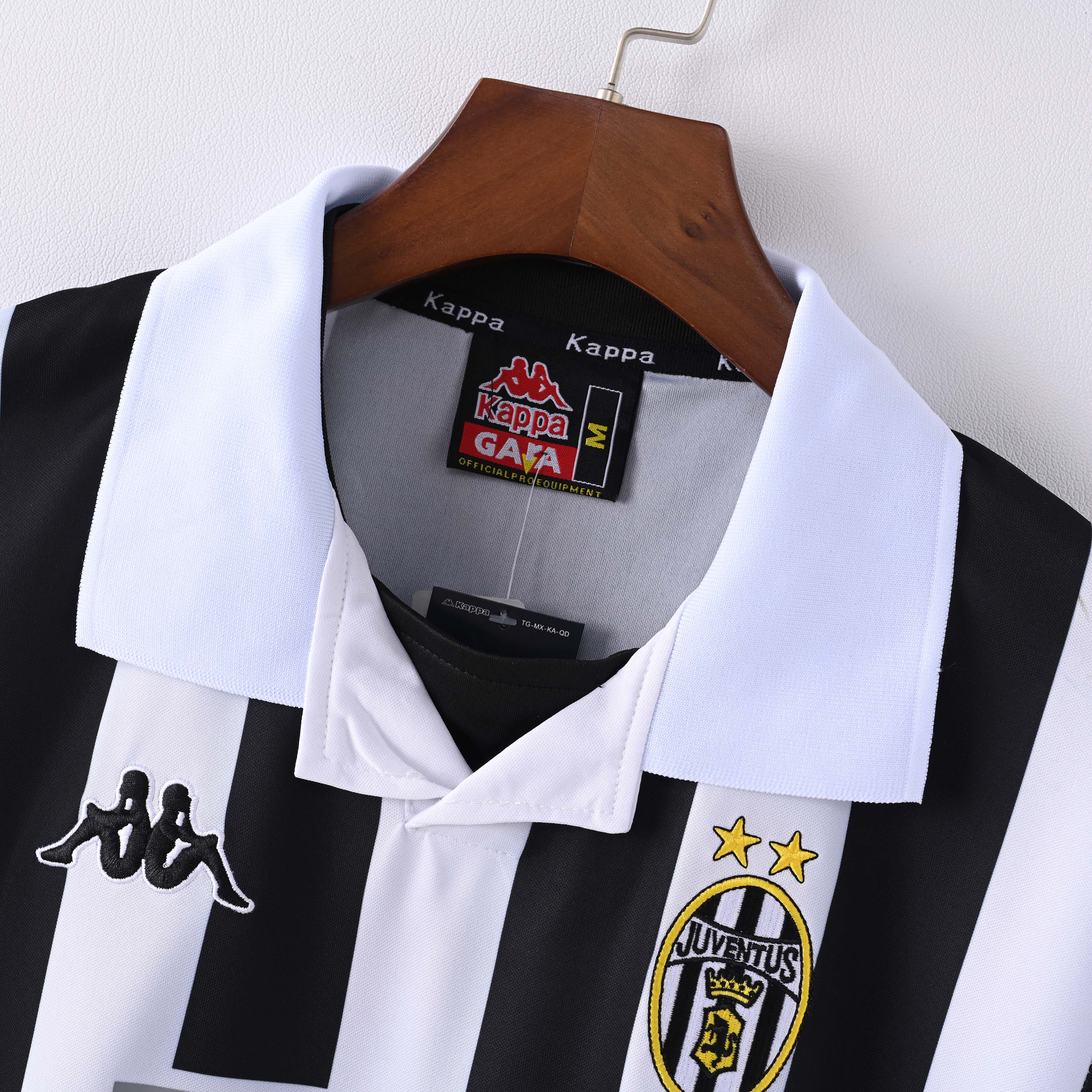 1999/2000 Retro Juventus Home Football Shirt 1:1 Thai Quality:football jersey mysite: unitedjerseyfootball 邓江浪:football