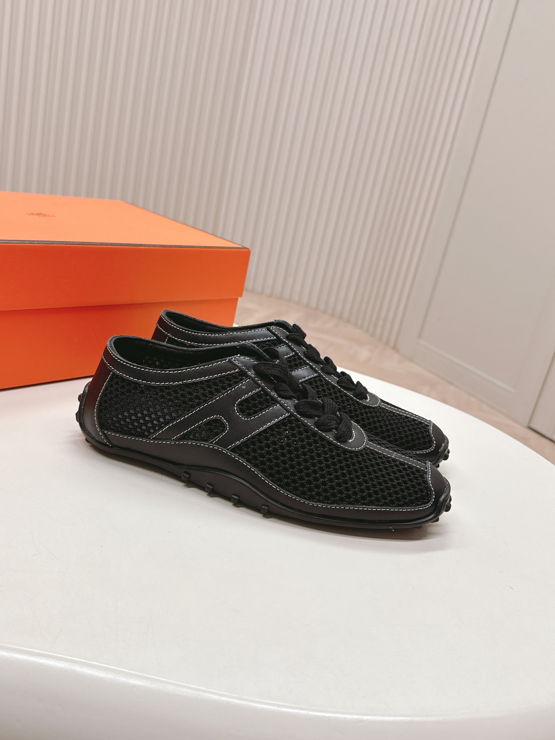 KIGA SNEAKER IN BLACK CROCHET KNIT AND CALFSKIN、mysite、Cacoeks