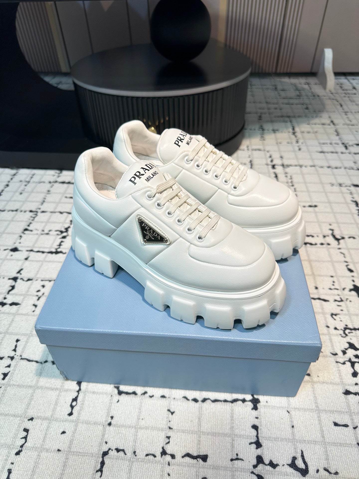 PRA MONOLITH BRUSHED LACE-UP SHOES WHITE LAMBSKIN、mysite、Cacoeks