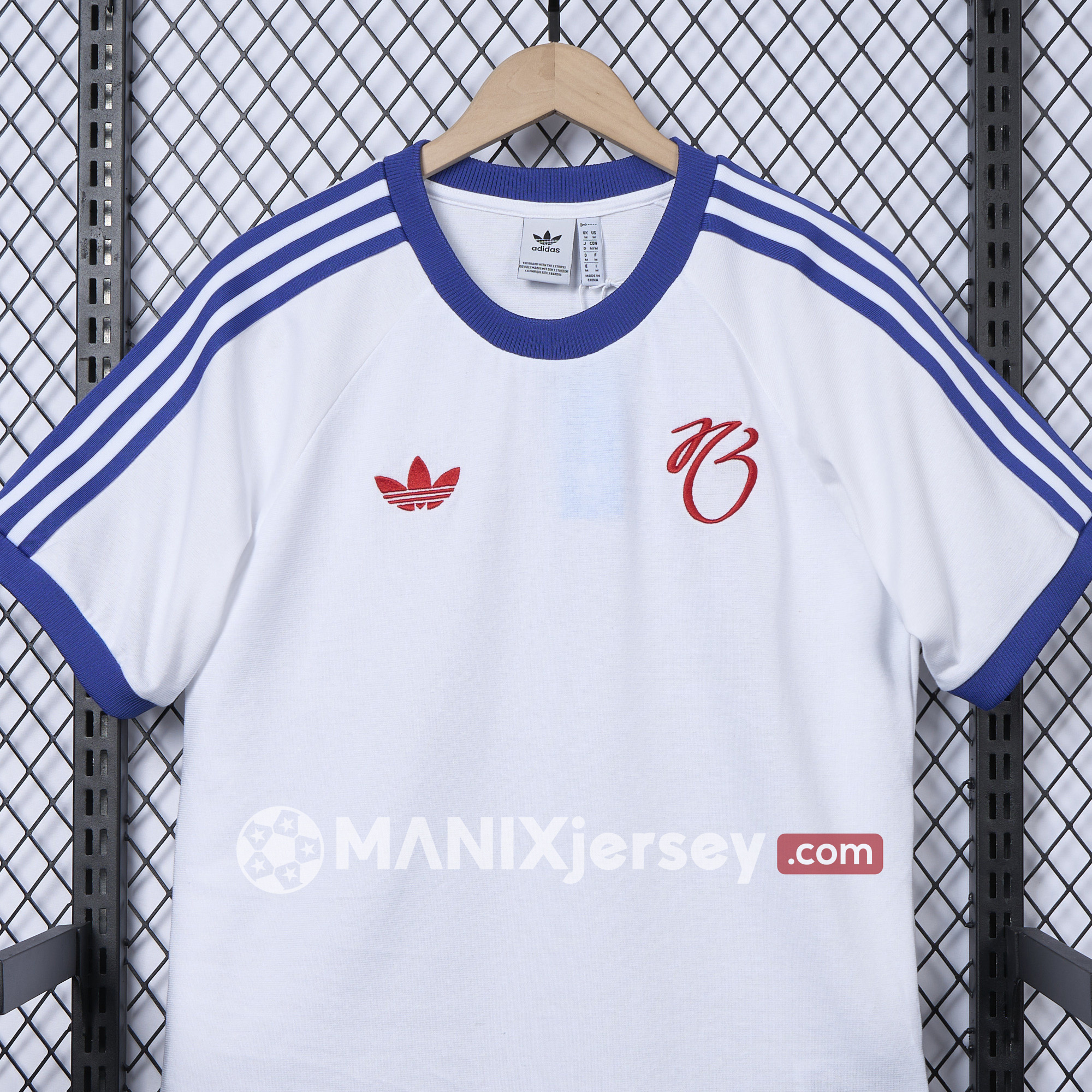 ManixJersey.com | Real Madrid 24-25 Jude Bellingham 3 Stripes Men's T-Shirt -Customize Name, Number and Patch | Worldwide Shipping