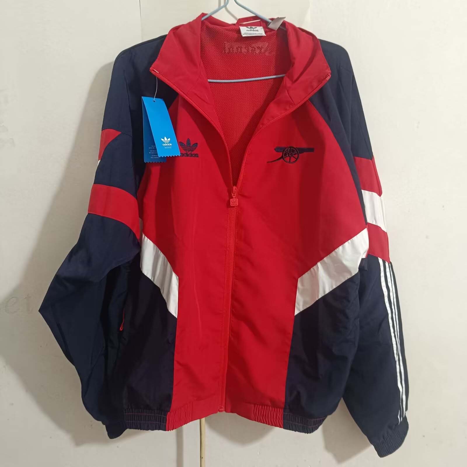 2024/2025 Arsenal Windbreaker Red Soccer Jersey 1:1 Thai Quality:football jersey mysite: unitedjerseyfootball 邓江浪:football