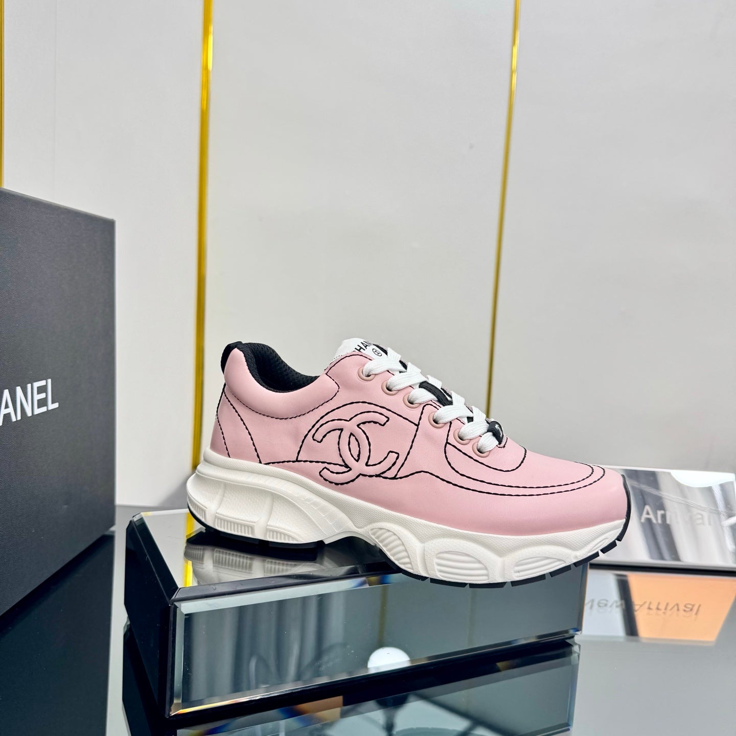 TRAINERS SNEAKER IN LIGHT PINK CALFSKIN WITH BLACK EMBROIDERED、mysite、Cacoeks