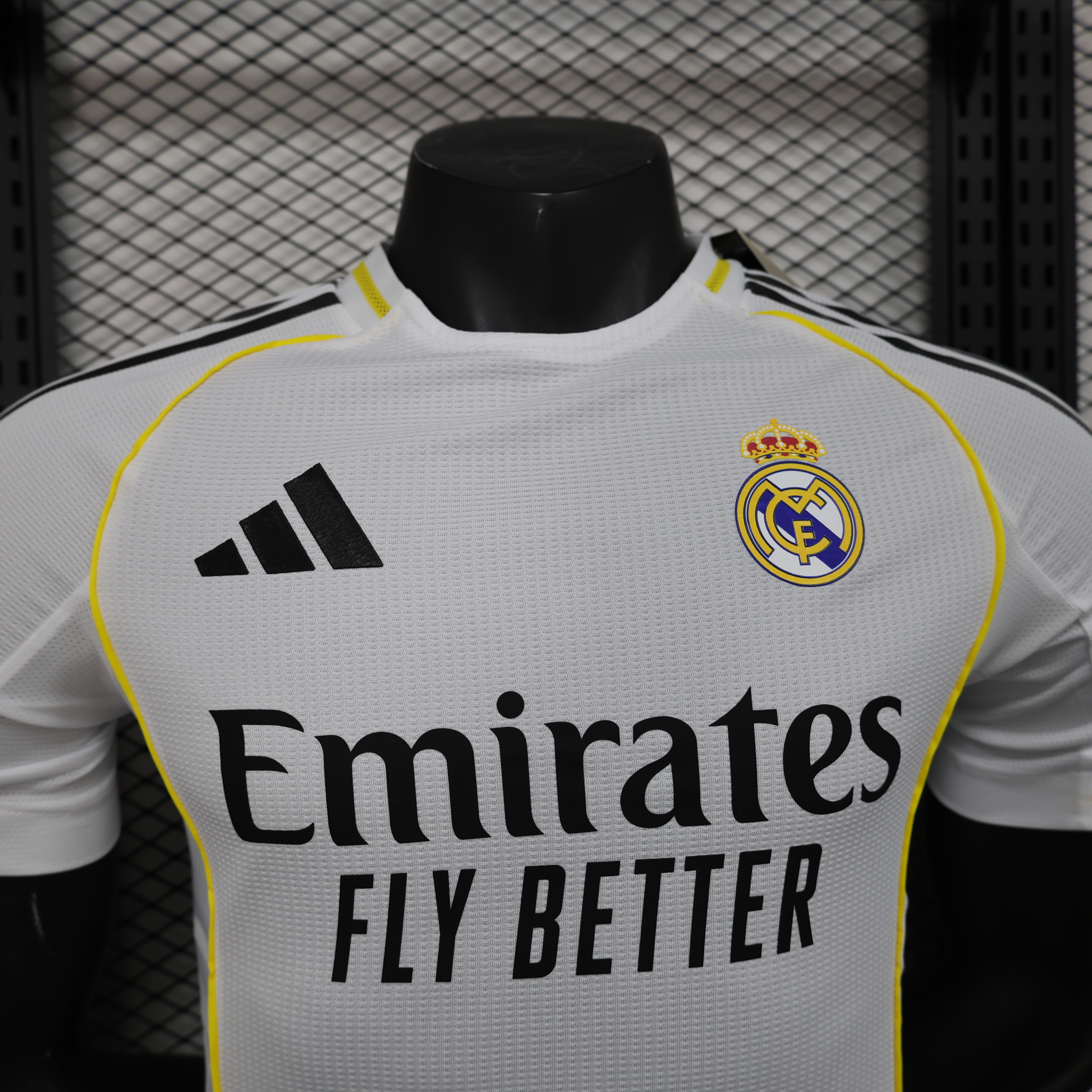 2025/2026 Player Version Real Madrid Home Football Shirt1:1 Thai Quality:football jersey mysite: unitedjerseyfootball 邓江浪:football