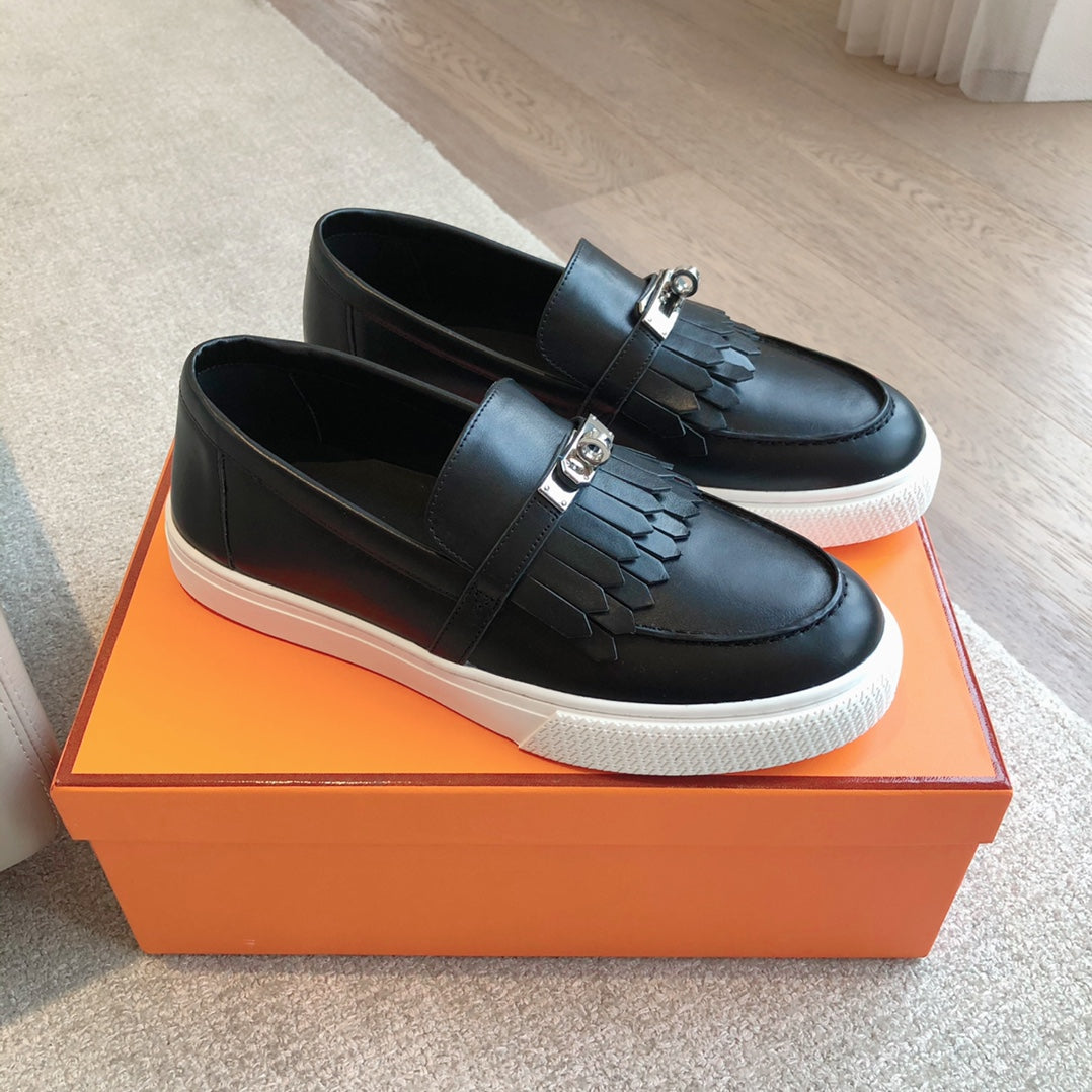 GAME SLIP-ON SNEAKER BLACK WITH TASSELS CALFSKIN、mysite、Cacoeks