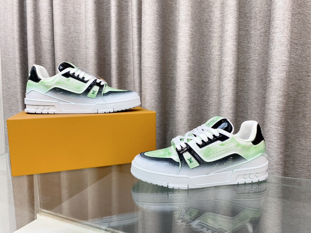 LV TRAINER SNEAKERS IN LIGHT GREEN OMBRE MIX COLORFUL CALFSKIN、mysite、Cacoeks