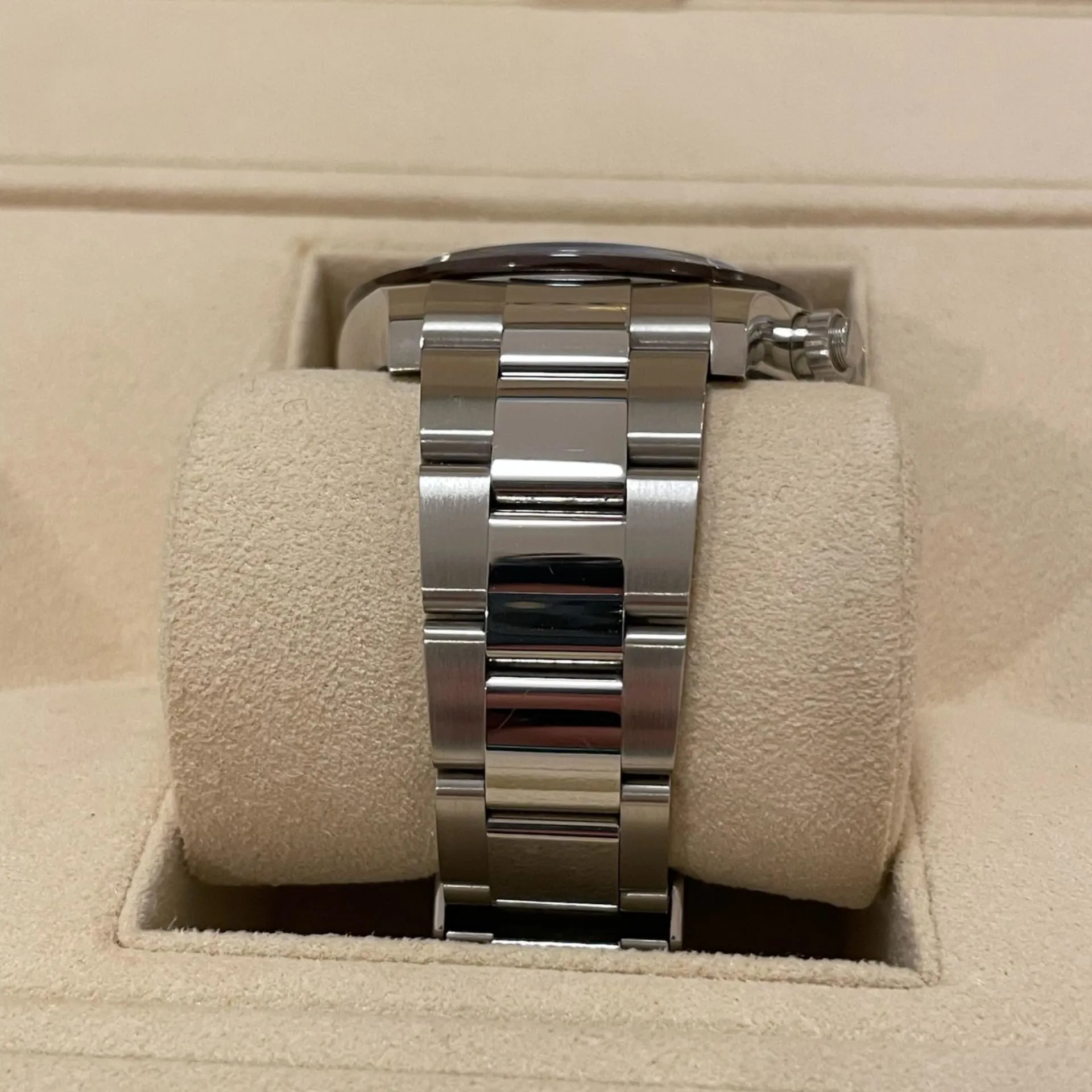 兼职  林炎: luxecystore