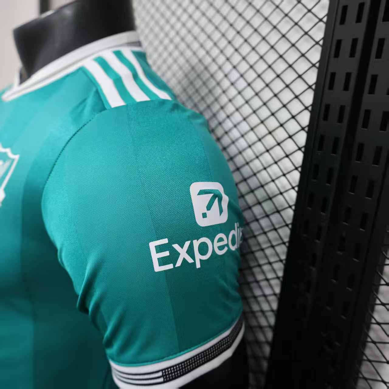 2025/2026 Player Version Liverpool Third Away Football Shirt 1:1 Thai Quality:football jersey mysite: unitedjerseyfootball 邓江浪:football