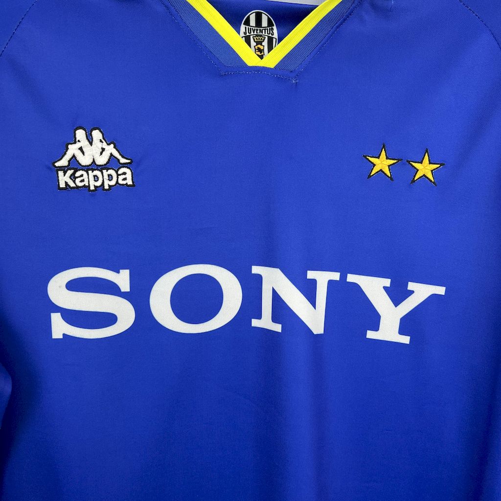 JerseysGala.com | Retro Juventus 1996-97 Away Long Sleeves Jersey -Customize Name, Number and Patch | Worldwide Shipping