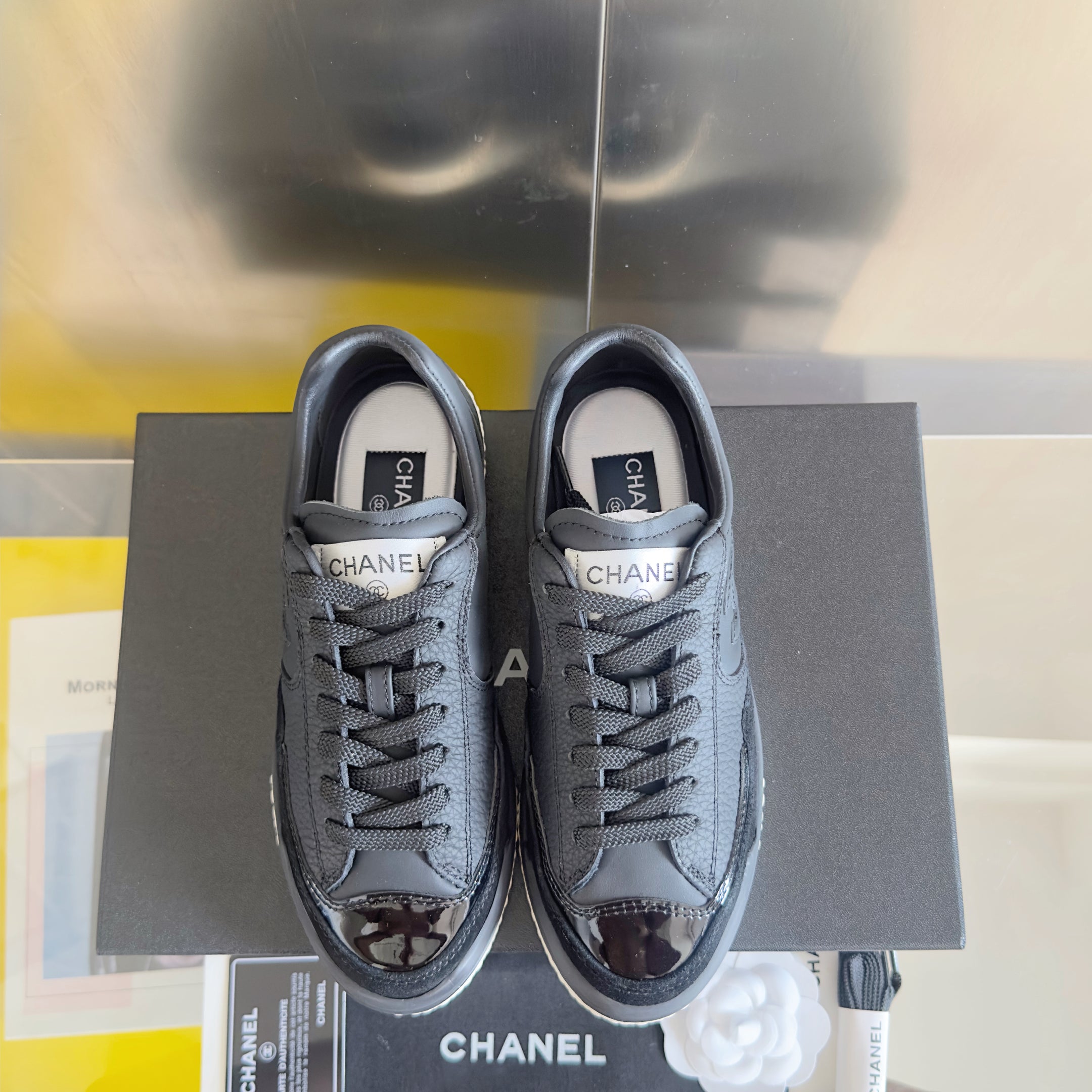 CHANEL 25S SNEAKERS WITH PATENT TOE 20MM IN BLACK CALFSKIN、mysite、Cacoeks