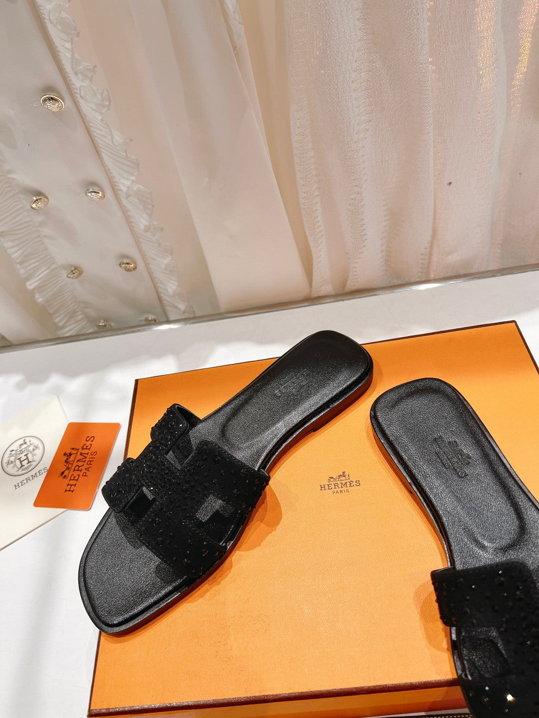 0RAN SANDAL BLACK LAMBSKIN ATTACH CRYSTALS-BLACK、mysite、Cacoeks