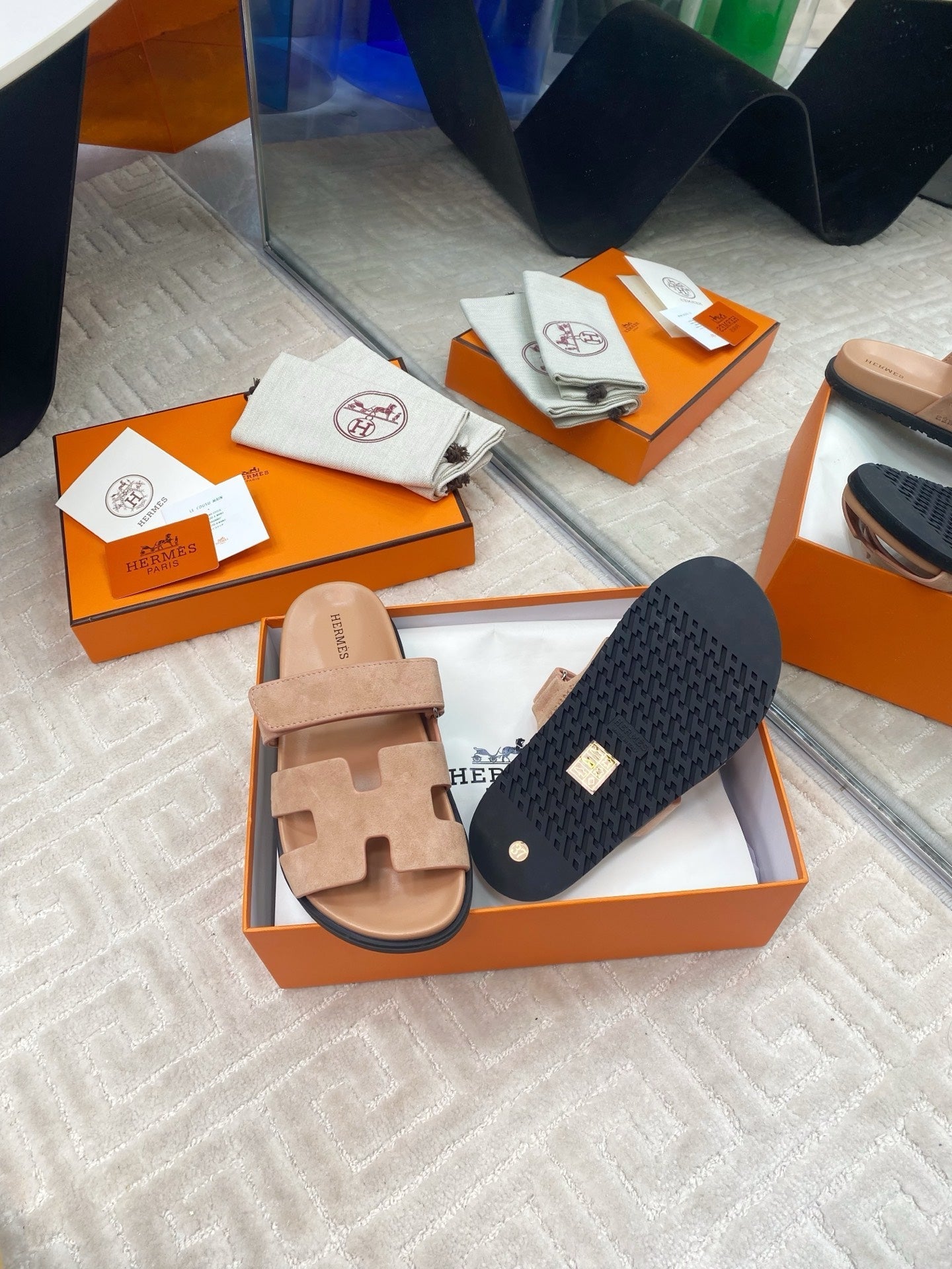 HM CHYPRE SANDALS IN DARK BEIGE SUEDE、mysite、Cacoeks