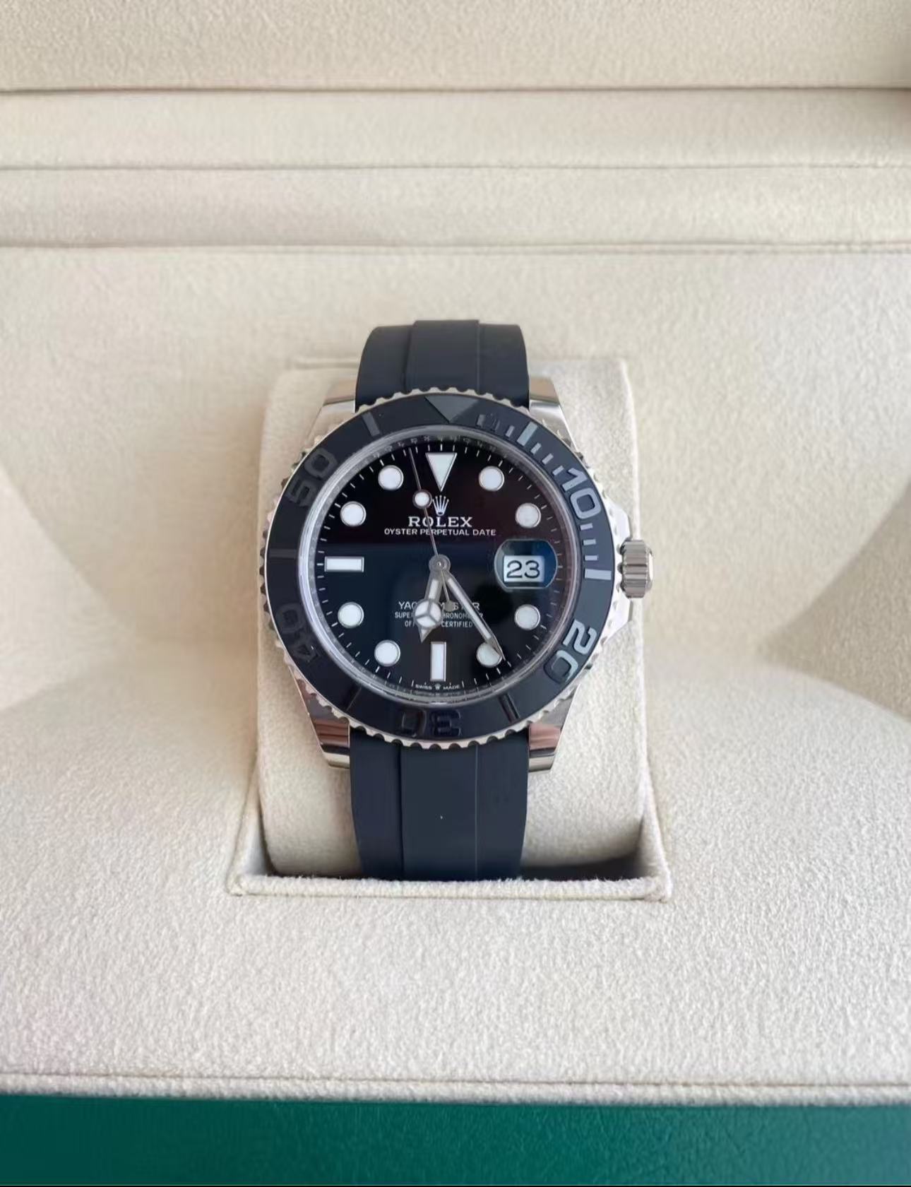 Rolex Yacht Master White Gold Super Clone SwissReplica Watch OysterFlex Rubber Strap Ref 226659-3235 Swiss Movement