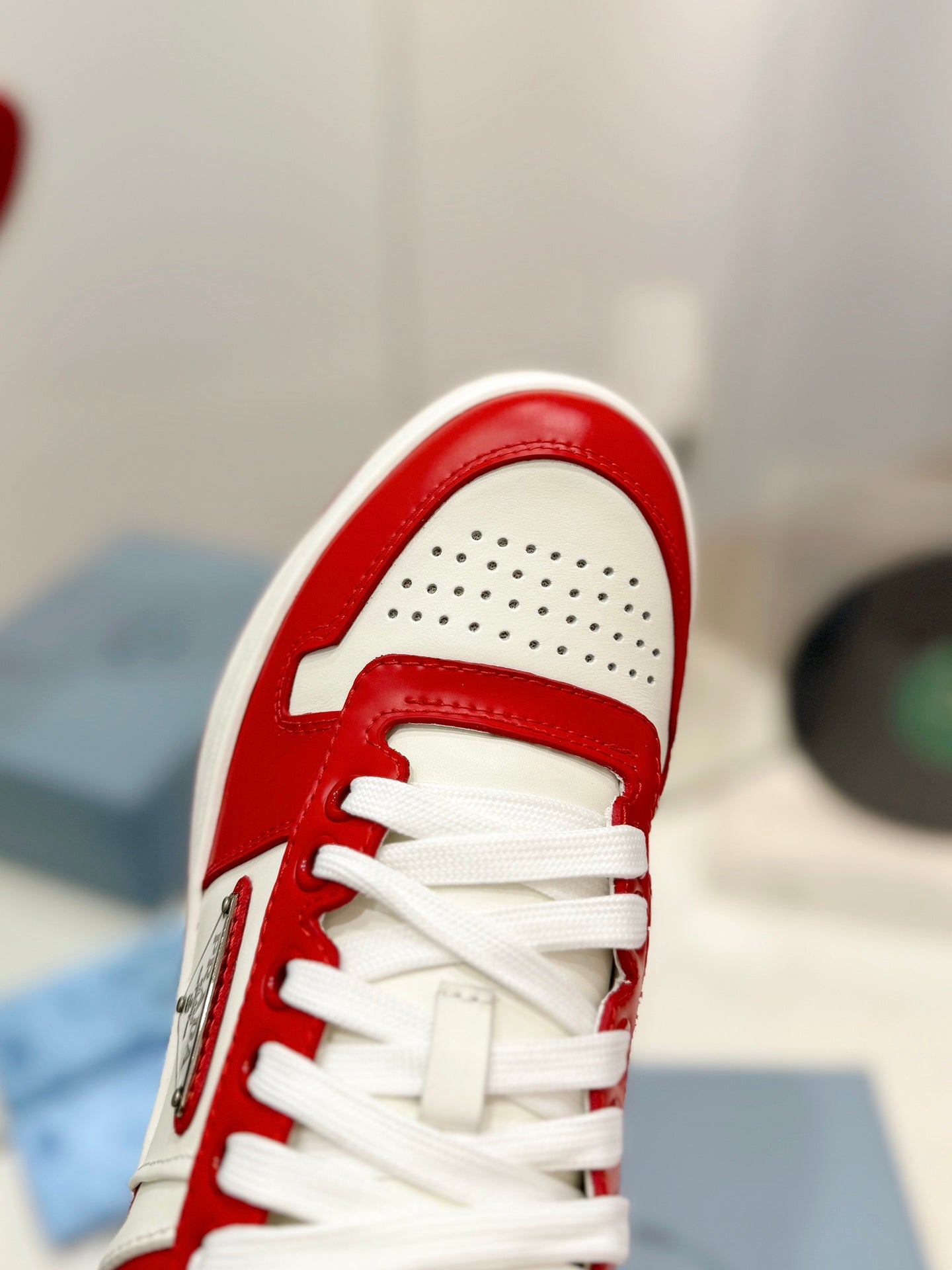 PRA DOWNTOWN PERFORATED SNEAKERS WHITE AND RED CALFSKIN、mysite、Cacoeks