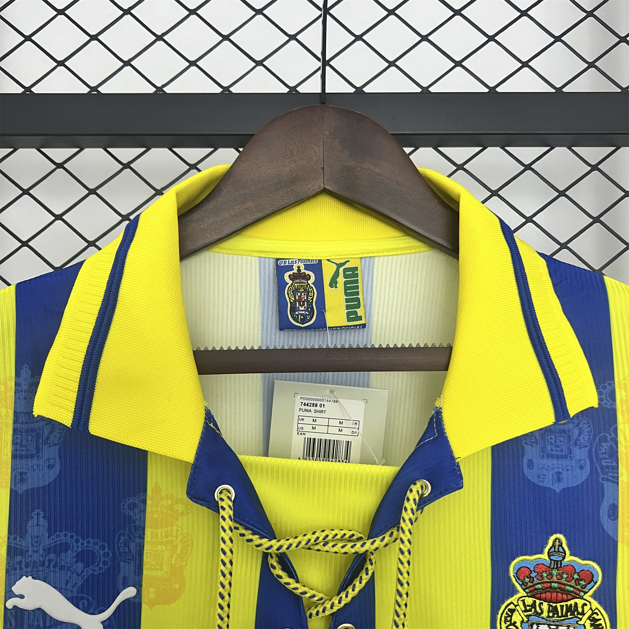 GlobeJersey-Retro Las Palmas 1997-98 Away Jersey