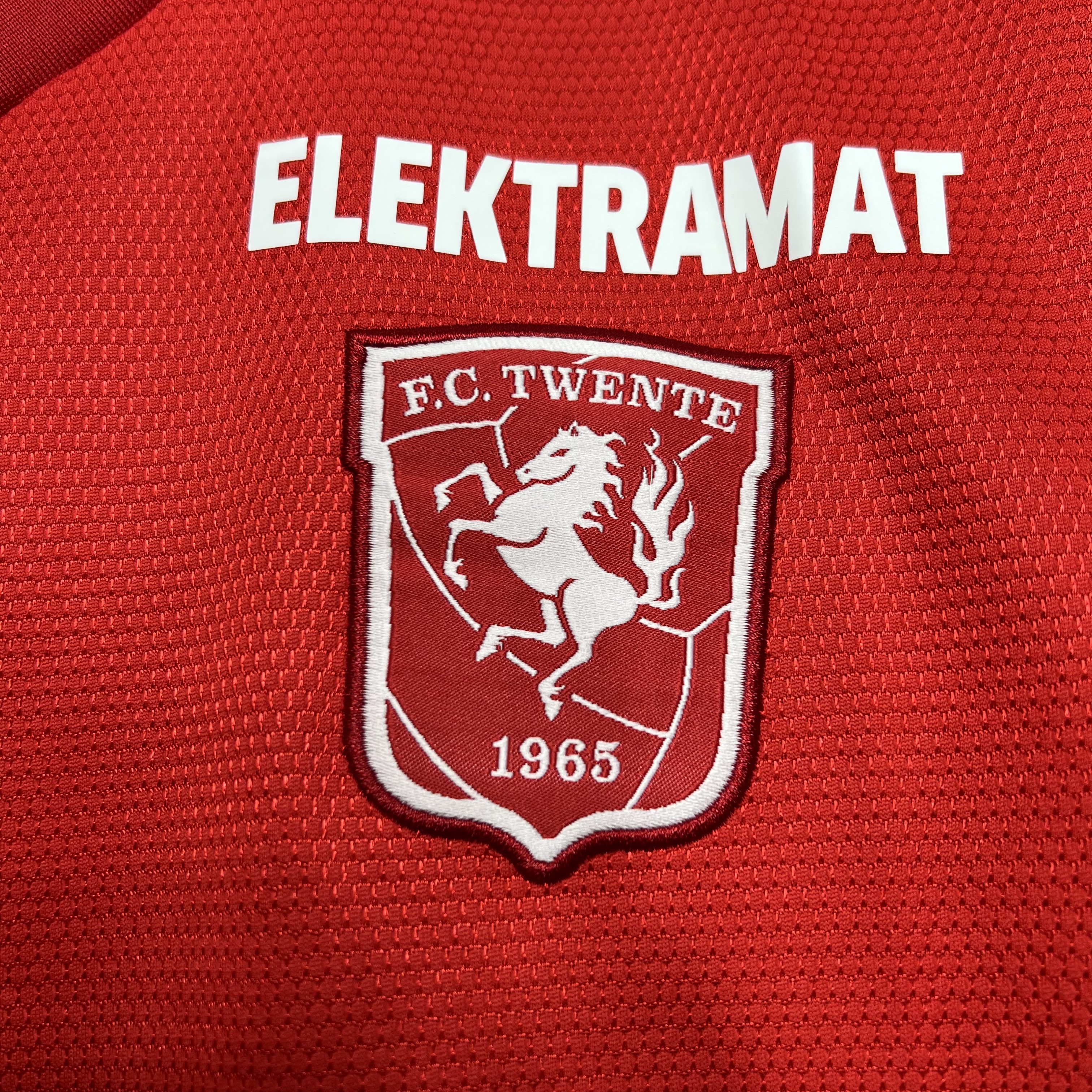 Higojerseys-Twente 24-25 Home Stadium Jersey - Fans Version