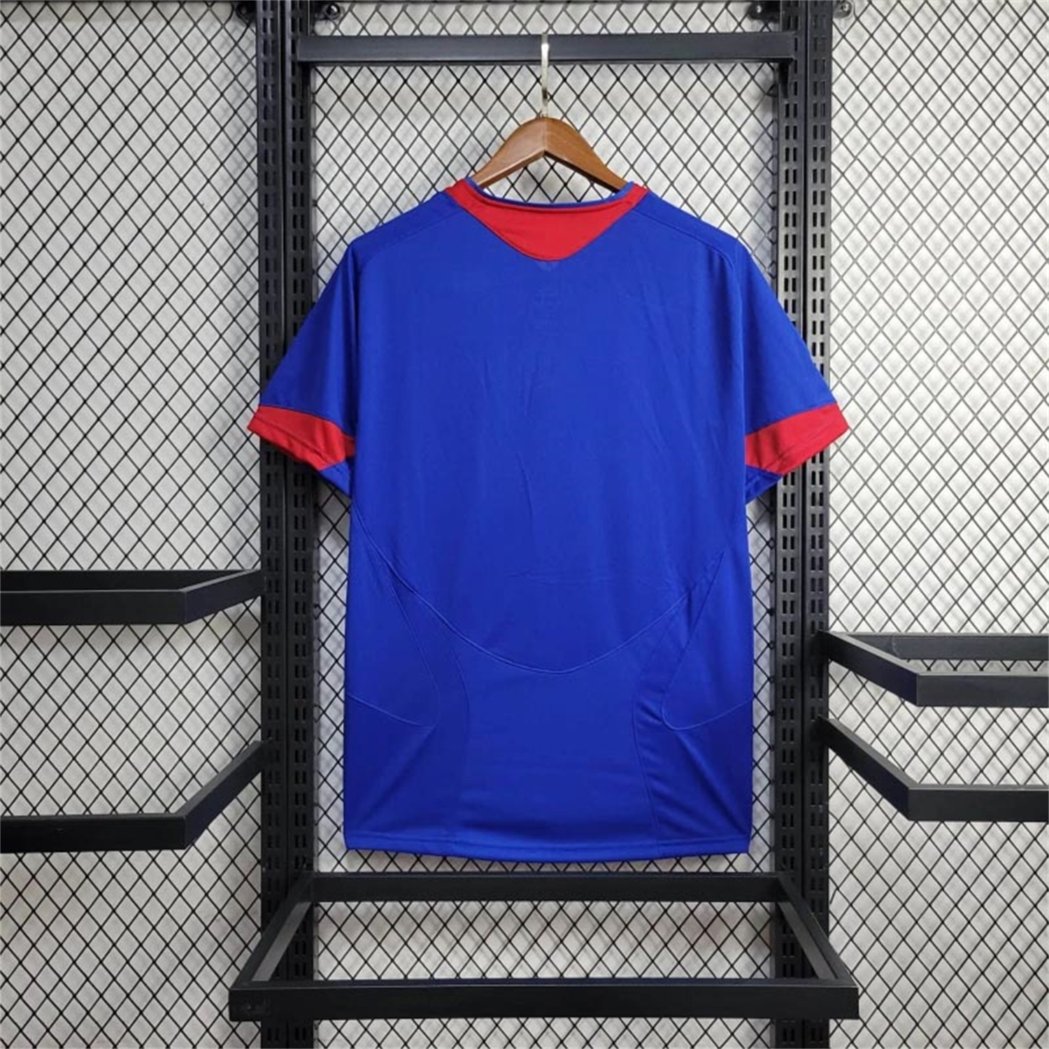 GlobeJersey-Retro Manchester United 05-06 Away Jersey