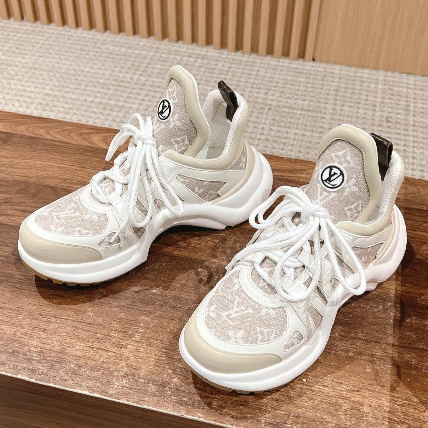 LV ARCHLIGHT SNEAKER IN WHITE CALFSKIN AND CAMEL BEIGE MONOGRAM DENIM、mysite、Cacoeks