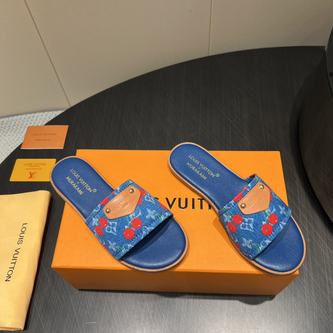 LV SLIDE SANDALS 25S IN DARK BLUE DENIM AND CALFSKIN WITH LOGO PRINT、mysite、Cacoeks