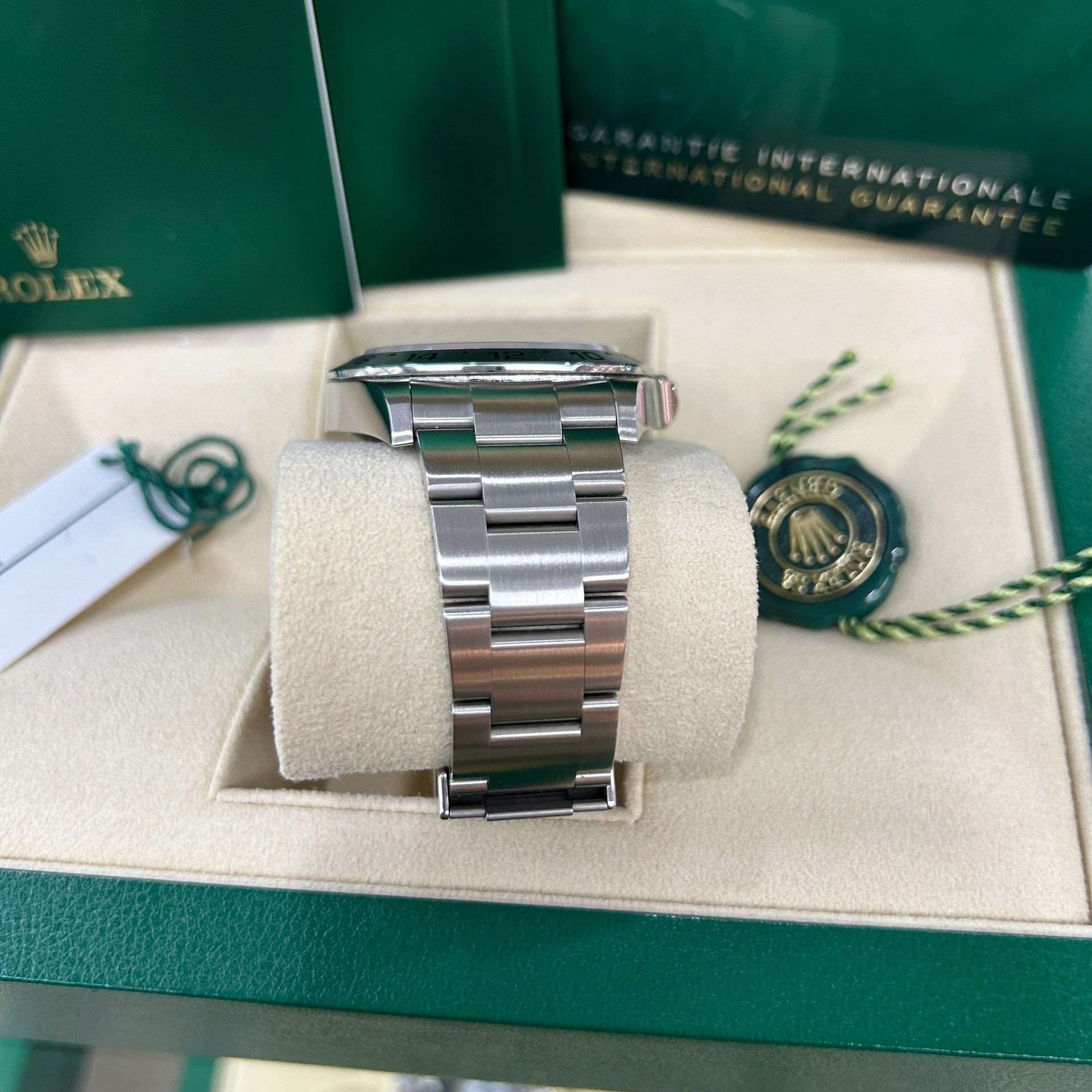 兼职  林炎: luxecystore