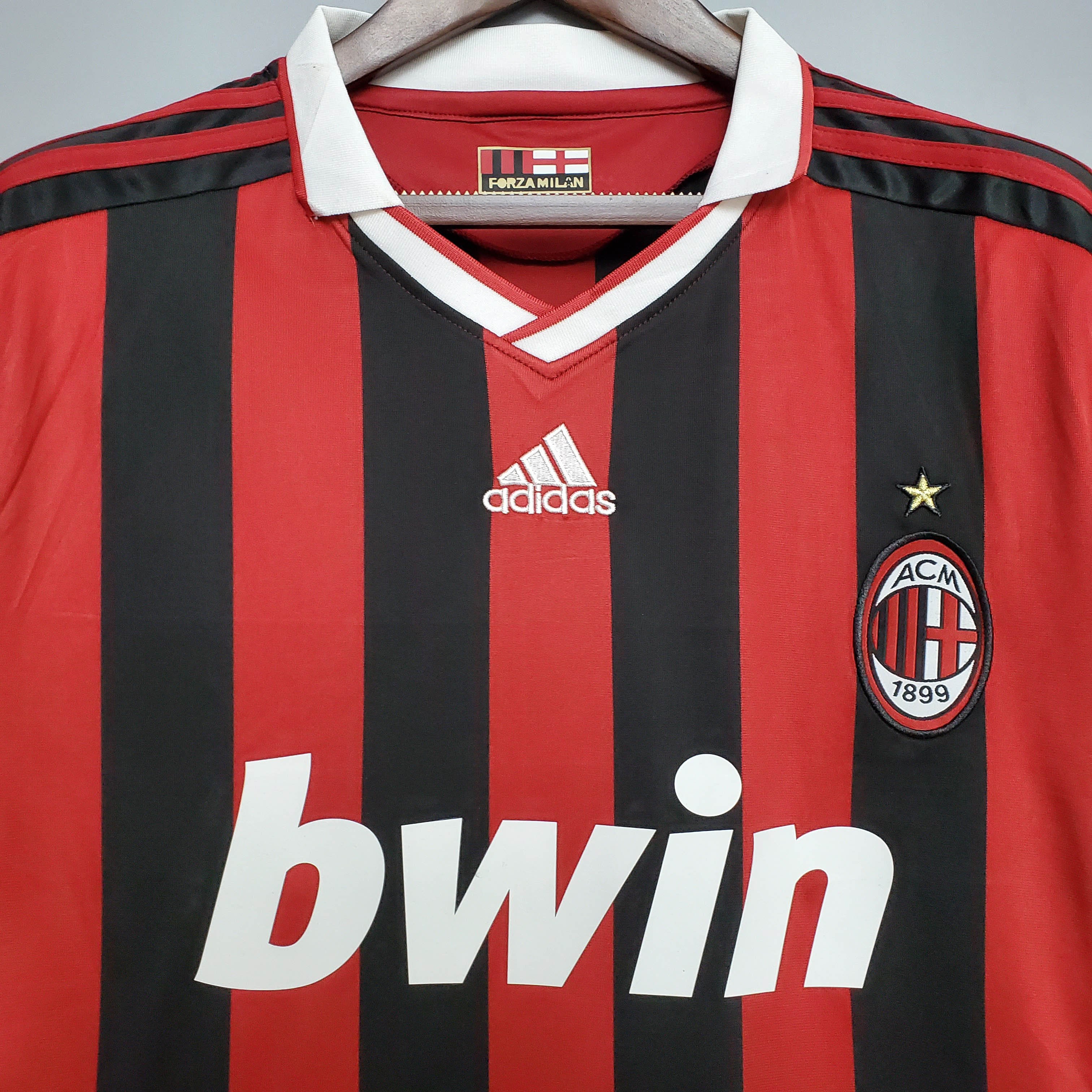 2009/2010 Retro AC Milan Home Football Shirt 1:1 Thai Quality:football jersey mysite: unitedjerseyfootball 邓江浪:football