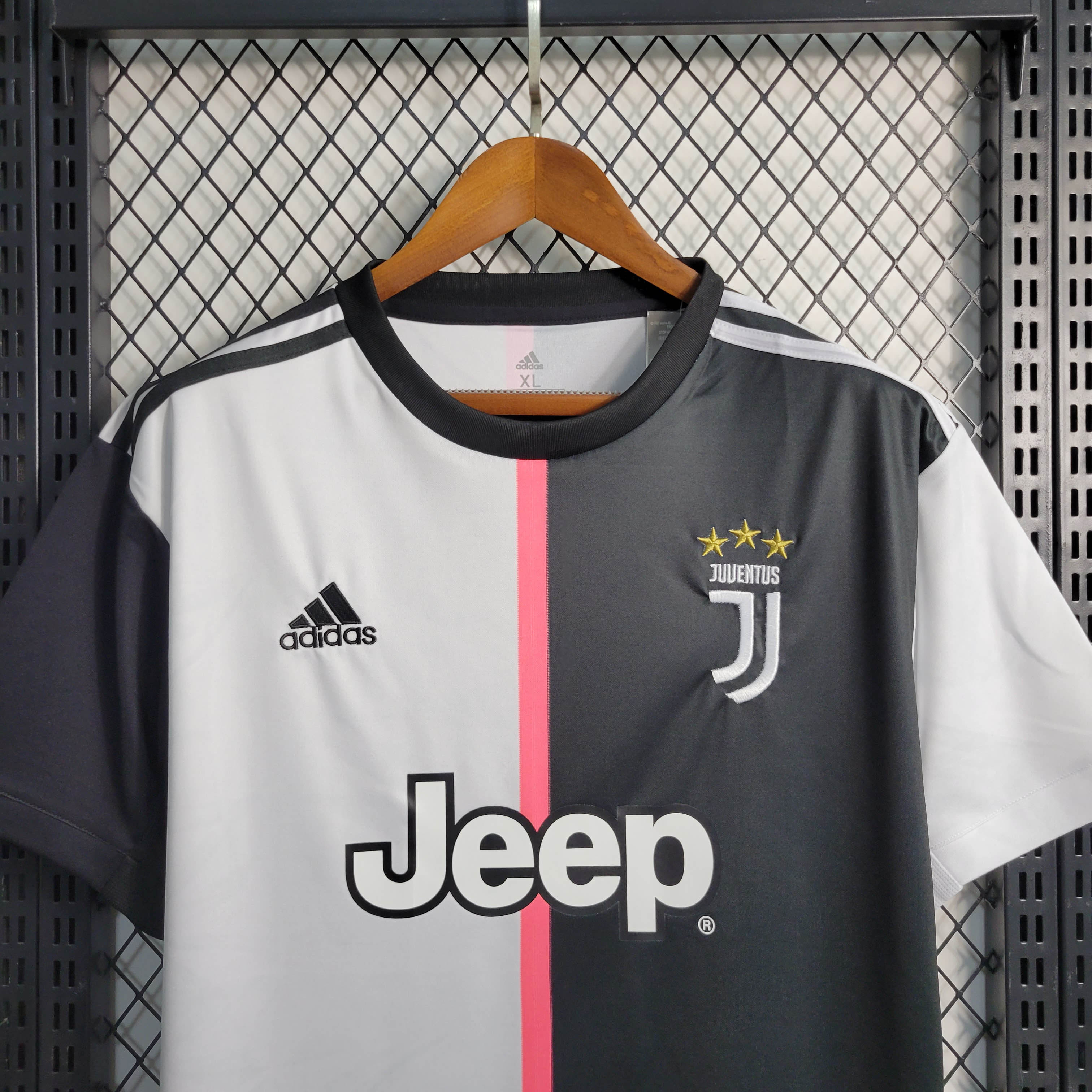 2019/2020 Retro Juventus Football Shirt Home 1:1 Thai Quality:football jersey mysite: unitedjerseyfootball 邓江浪:football