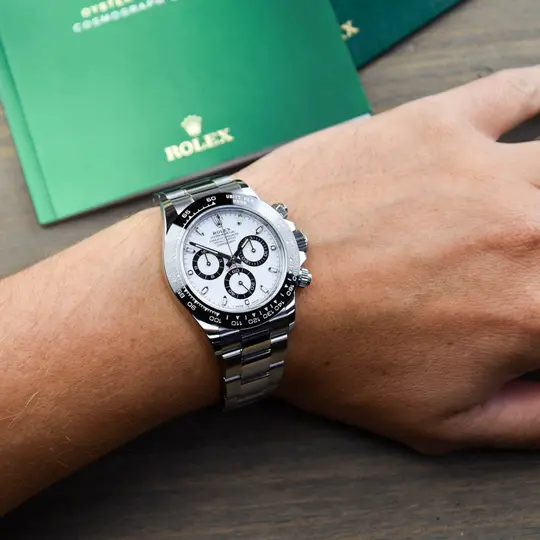 兼职  林炎: luxecystore