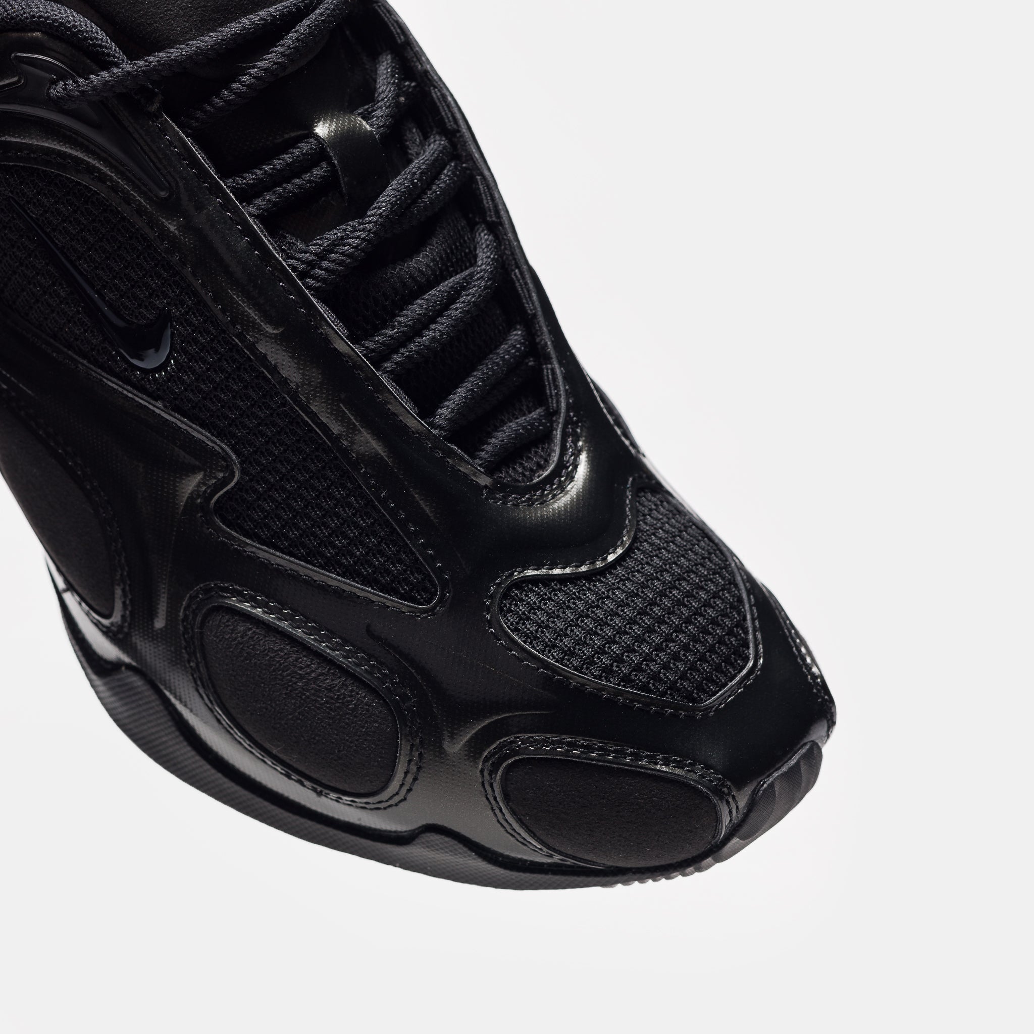 Air Max Muse Sneaker in Black/Black/Metallic Silver