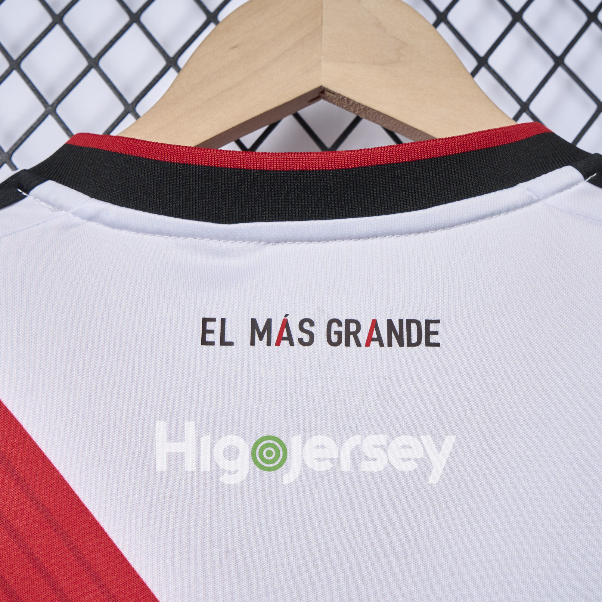 Higojerseys-Retro River Plate 2018-19 Home Jersey