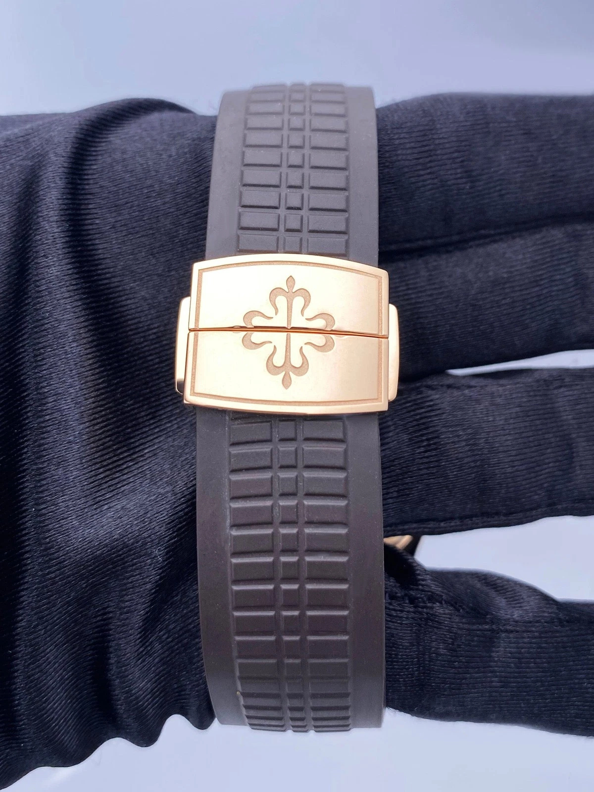 Patek Philippe Aquanaut Ref. 5167R-001 Super Clone Watch – Rose Gold Brown Dial Fake Replica