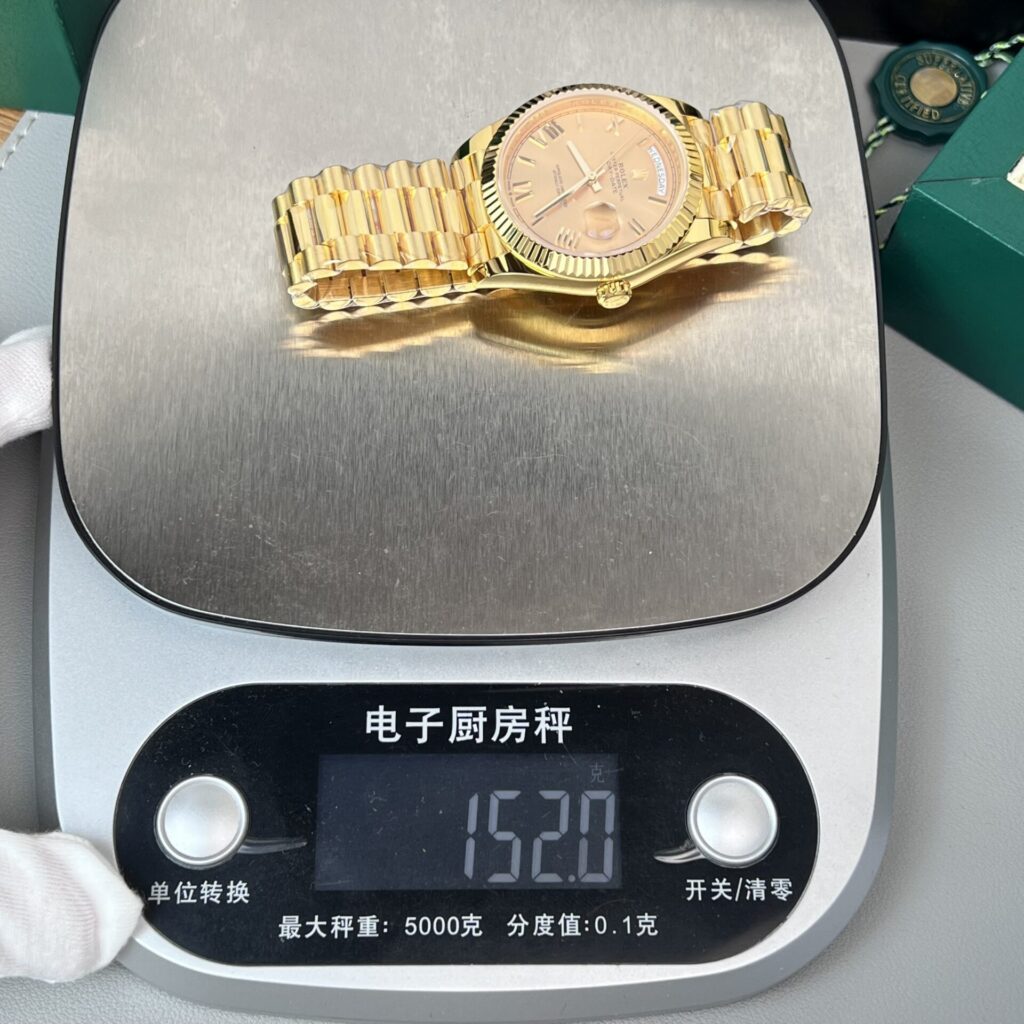 Đồng Hồ Rolex Day-Date Bọc Vàng Mặt Số Vàng Champagne GM V2 (9)