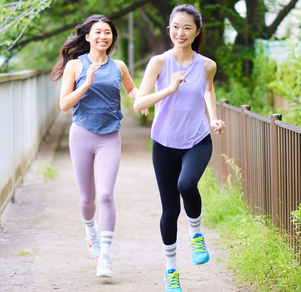レディース タンクトップ スポーツ ランニング