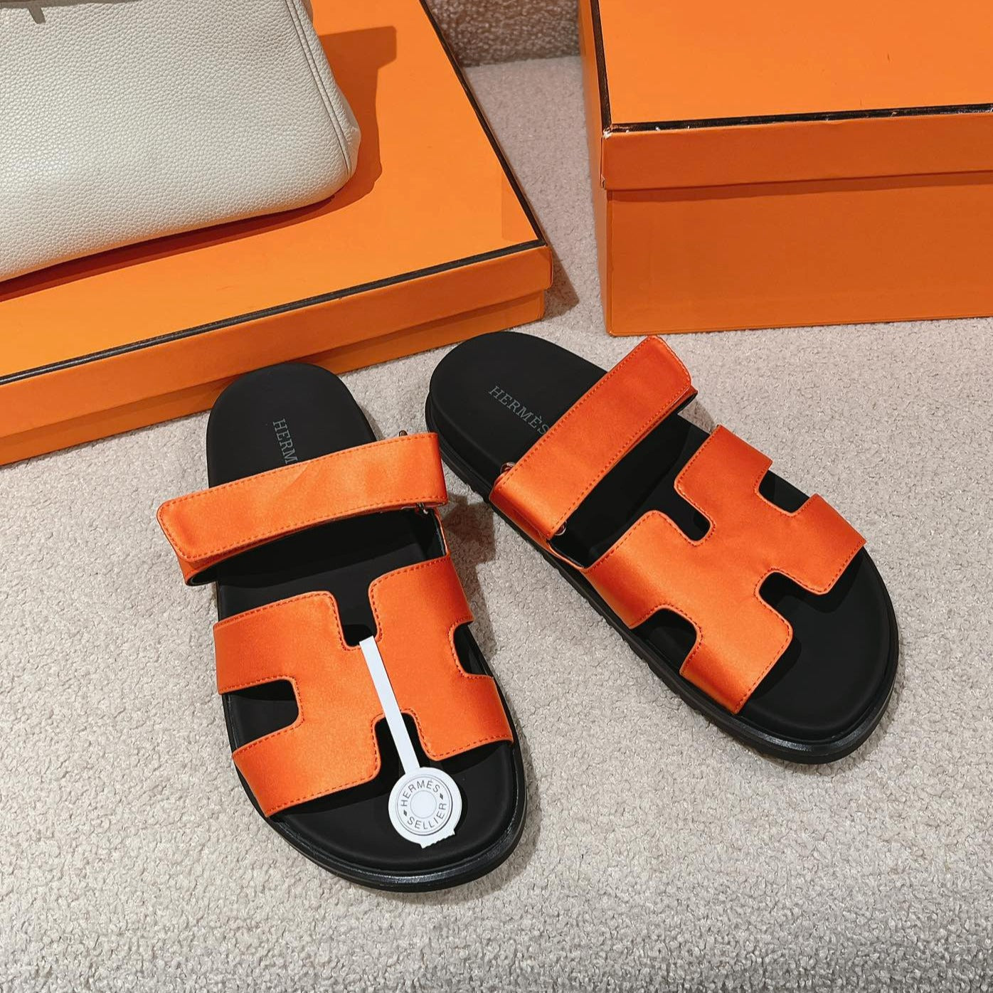 CHYPRE SANDAL BLACK MIX DARK ORANGE CALFSKIN、mysite、Cacoeks