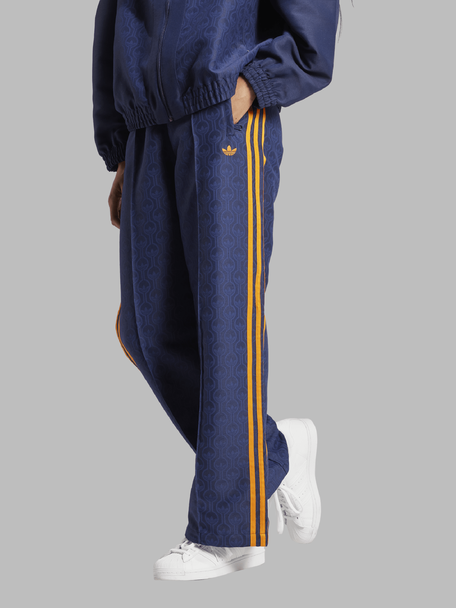 Oversized Track Pant