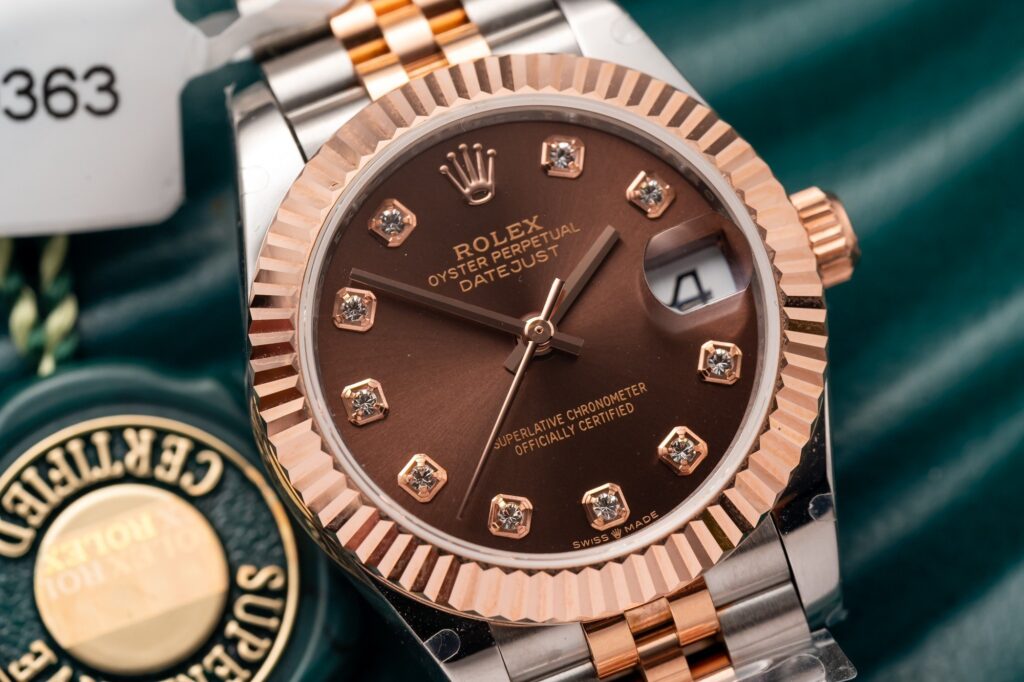 Đồng Hồ Rolex DateJust Nữ Bọc Vàng Mặt Chocolate Rep 11 31mm (2)