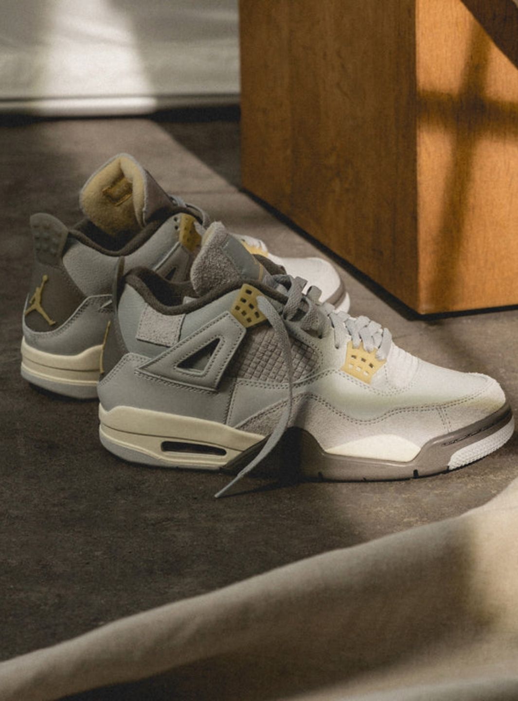 Air Jordan 4 SE Craft Photon Dust、JORDAN、Cacoeks
