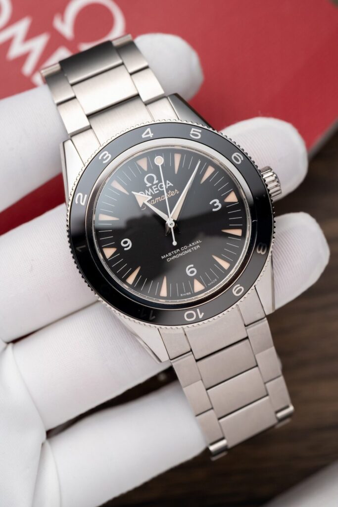 Đồng Hồ Omega Seamaster 007 Replica 11 Nhà Máy VS Mặt Đen 41mm (2)