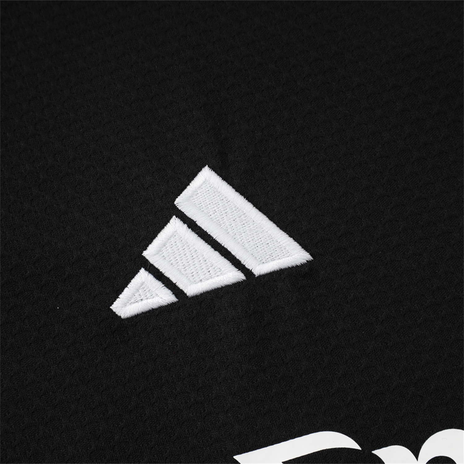 UltraTrikot-Real Madrid 25-26 Short-Sleeve Training Set - Black Top and Black Shorts