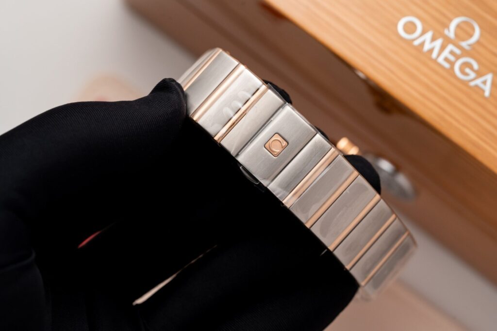 Đồng Hồ Omega Constellation Mặt Nâu Rep 11 Máy Thụy Sỹ VS Factory 38mm (2)