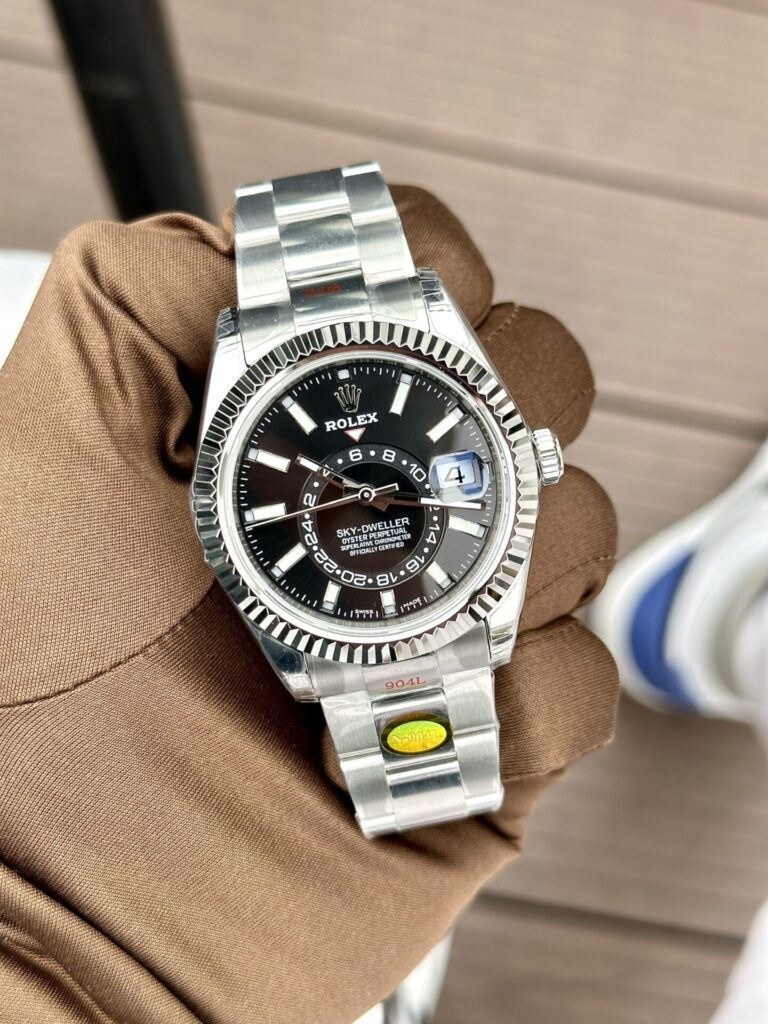 Đồng Hồ Rolex Sky-Dweller Sliver Replica 11 N Factory 41mm (4)