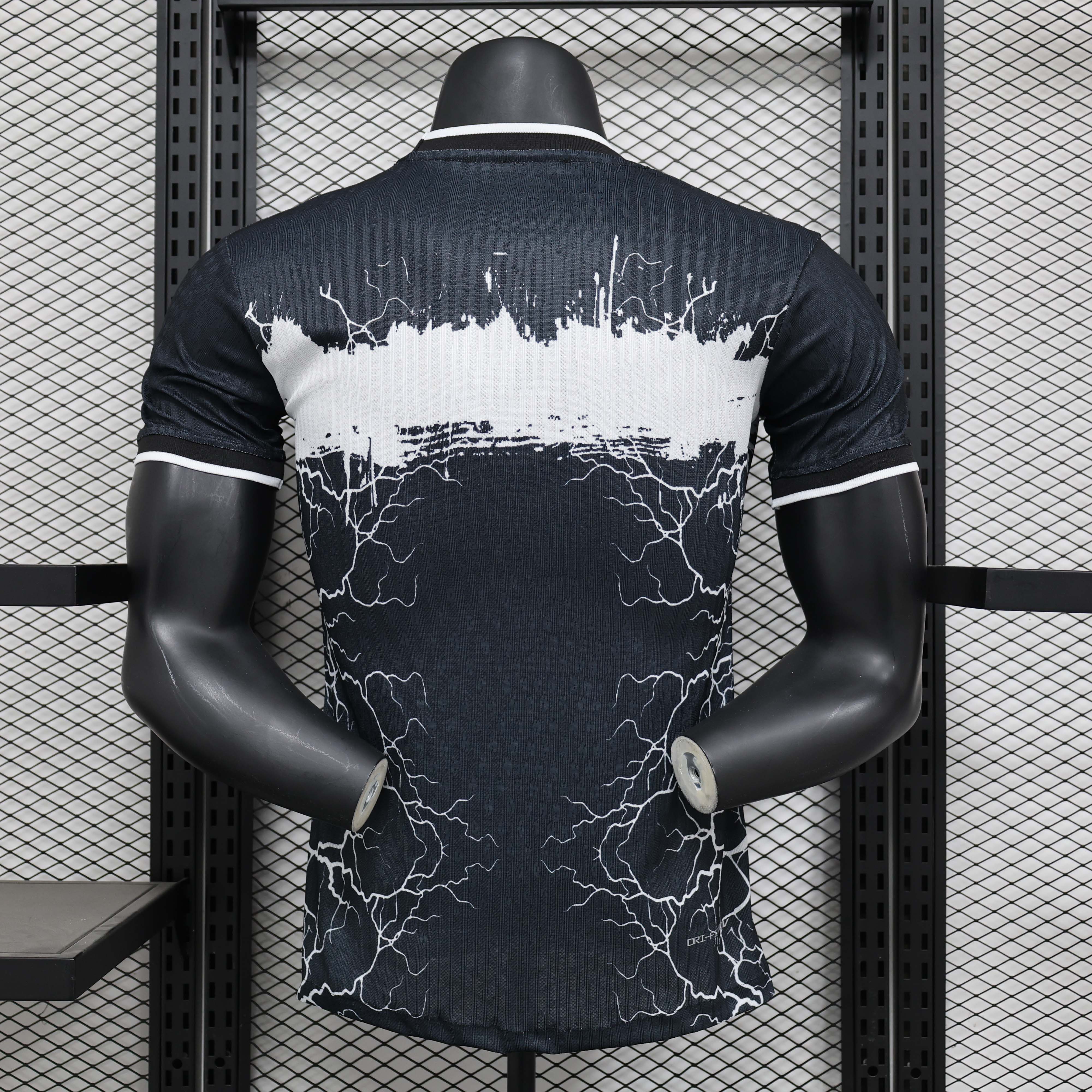 2024/2025 Player Version Barcelona Special Edition Black and White Football Shirt 1:1 Thai Quality:football jersey mysite: unitedjerseyfootball 邓江浪:football