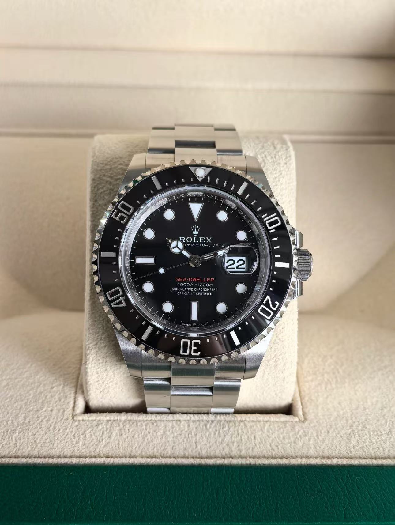 Rolex Sea-Dweller 43mm Super Clone SwissReplica Watch Ref 126600 3235 SwissMovement