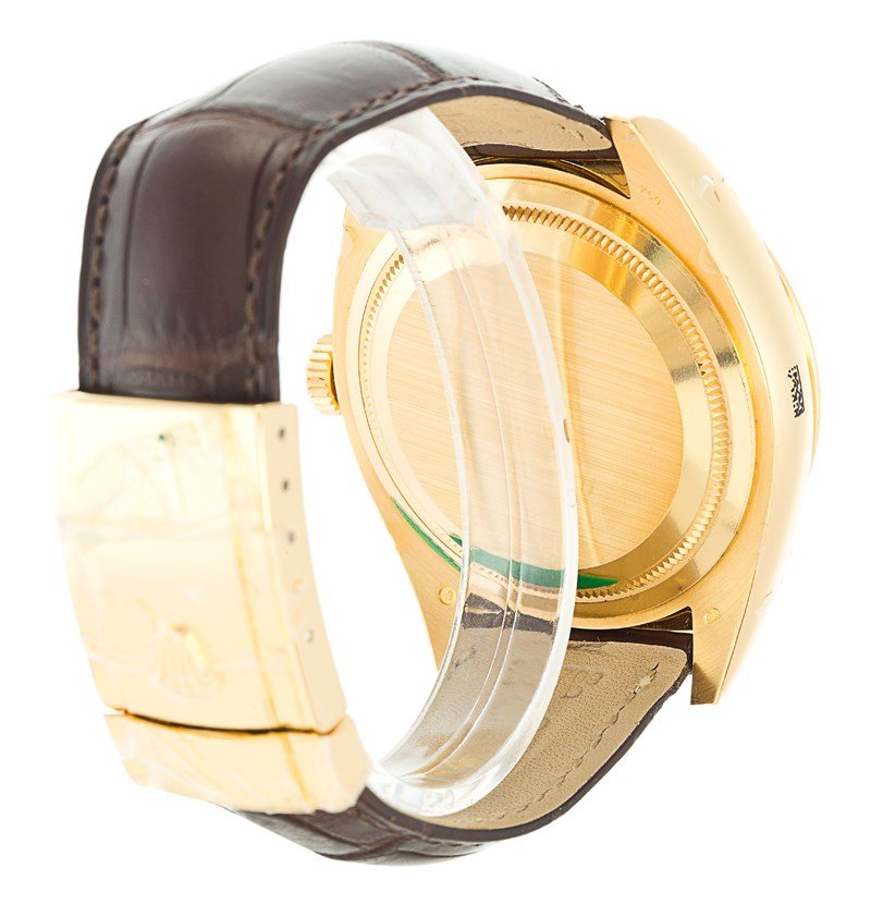 Replica Rolex Sky-Dweller 42mm Gold Dial 326138-fasswatch