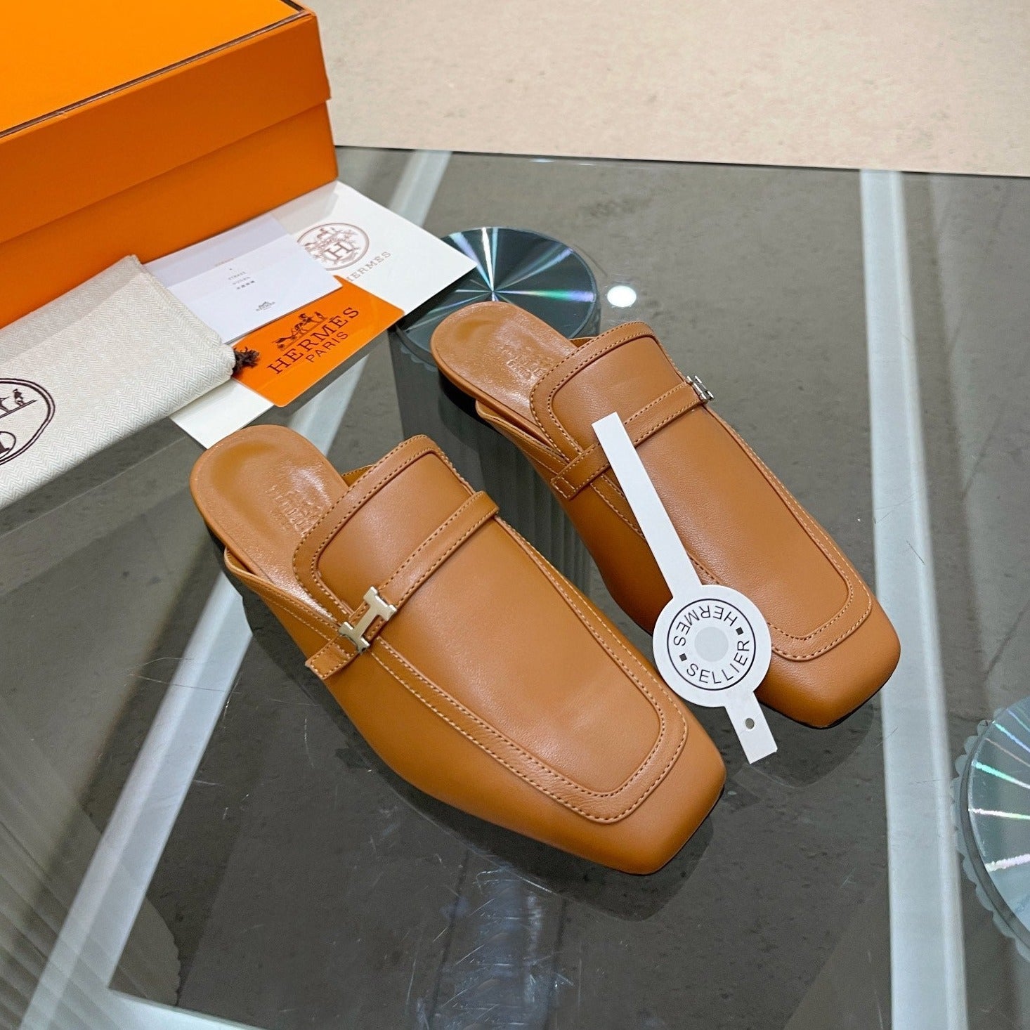 GROUPIE MULE TAWNY LAMBSKIN、mysite、Cacoeks